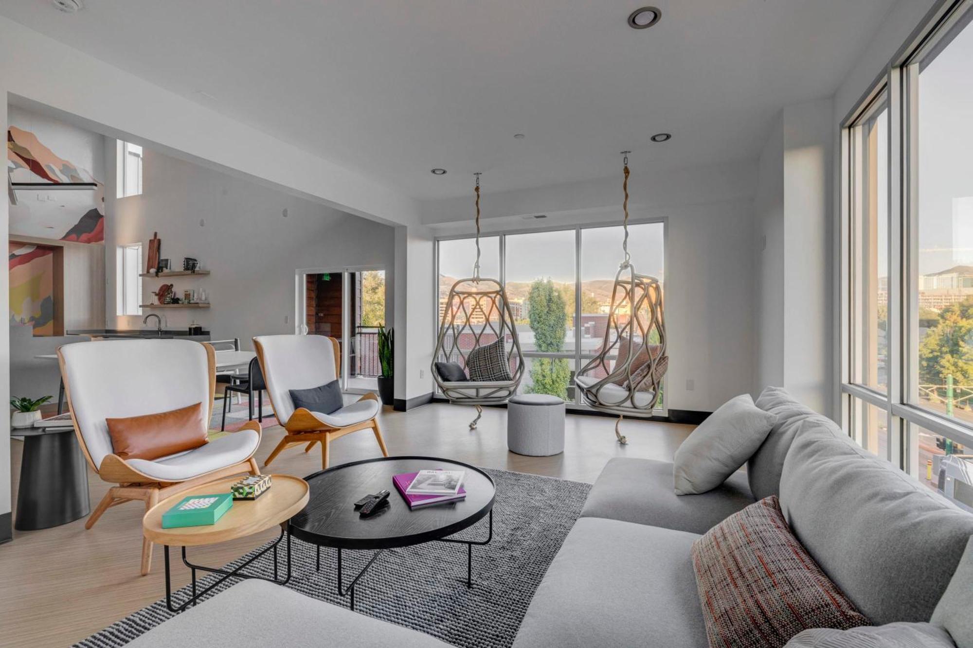 Cozy Getaway Near Center Salt Lake City