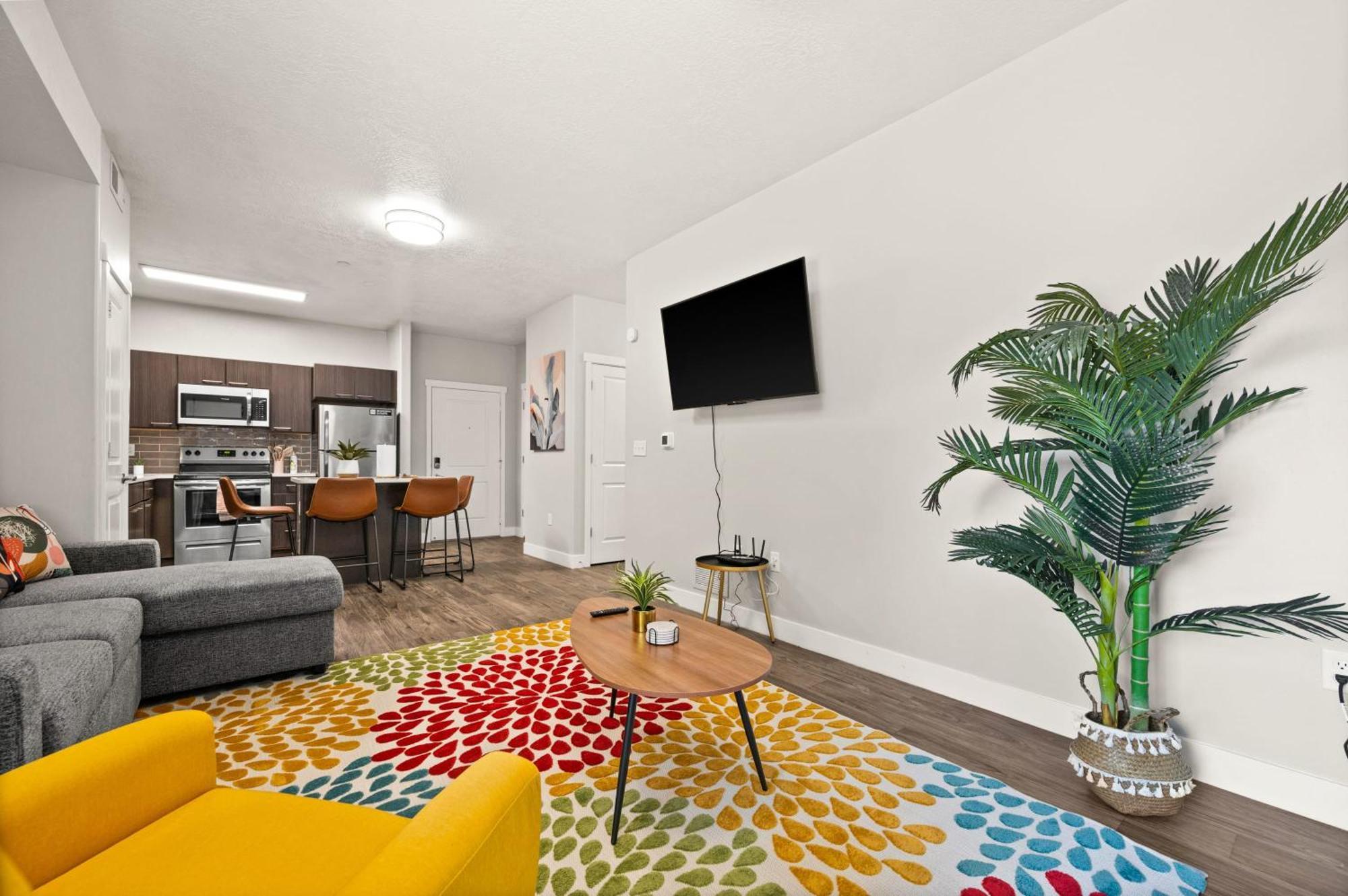 Cozy Getaway Near Center * Salt Lake City