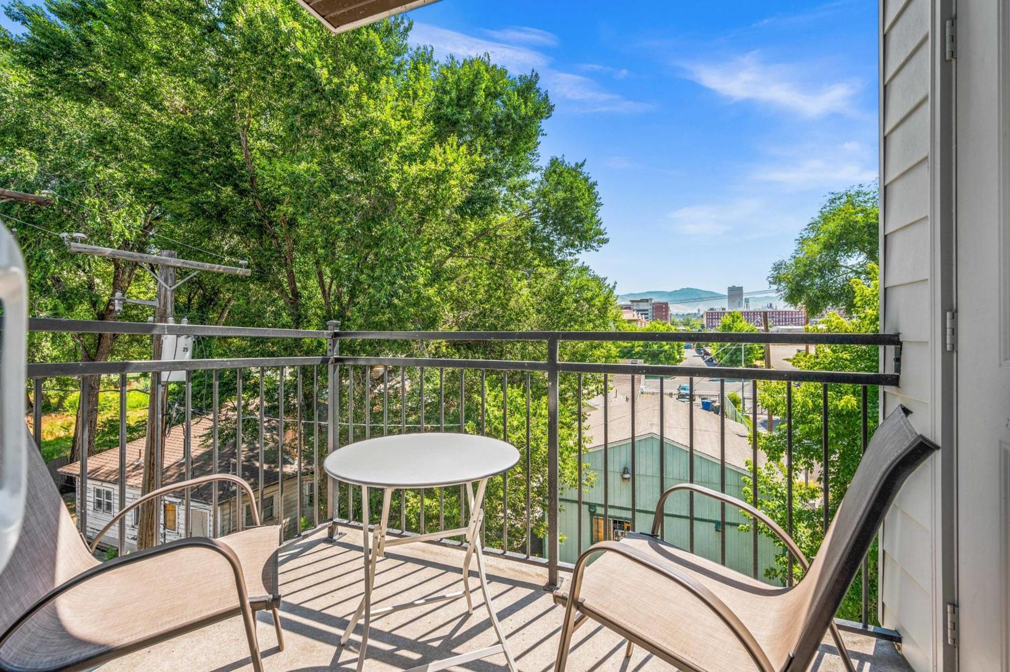 Apartment Cozy Getaway Near Center *